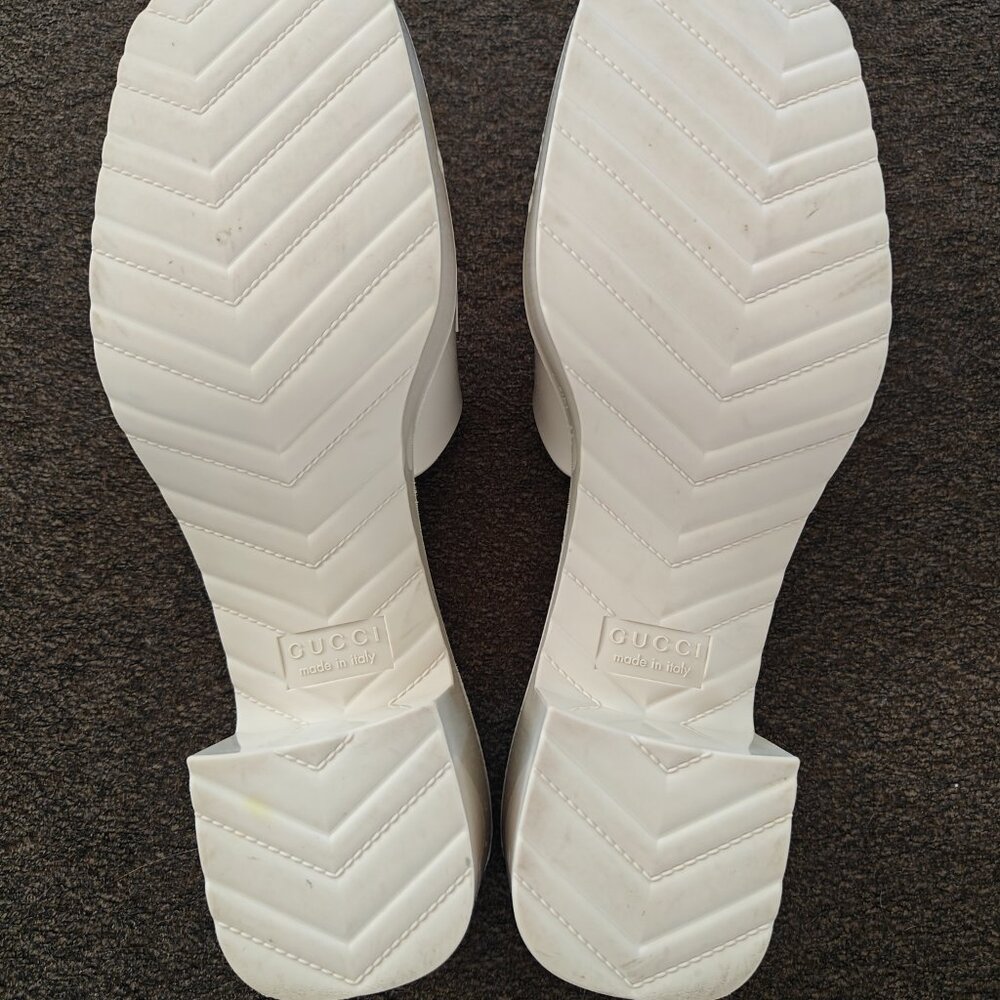 Gucci Sandals - Picture 2 of 3
